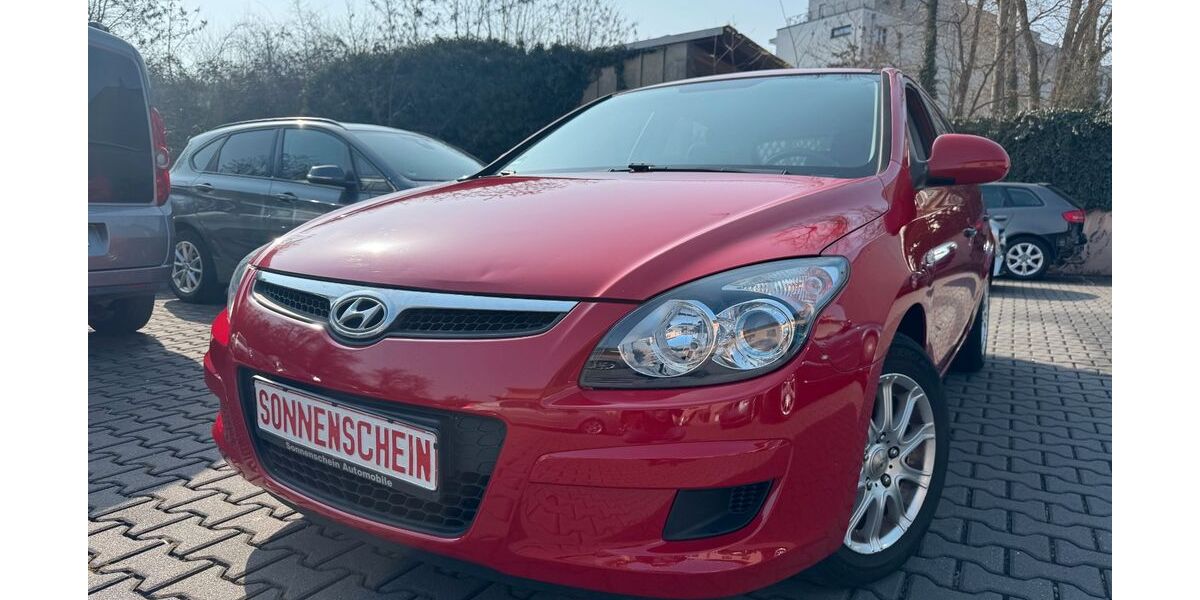 Hyundai i30 215.320 km 2.499 &euro; Mainz 55120