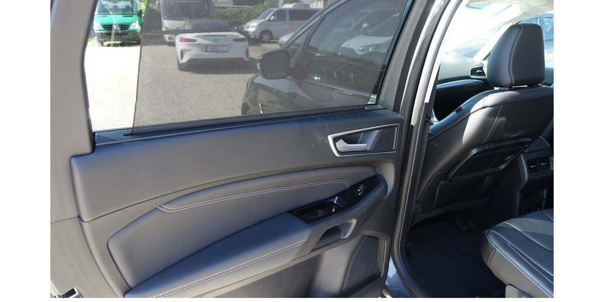 Ford S-Max Titanium AWD Pano AHK 7 Sitze Kamera 8x Alu 156.400 km 15.950 &euro; Neumarkt/OPf 92318