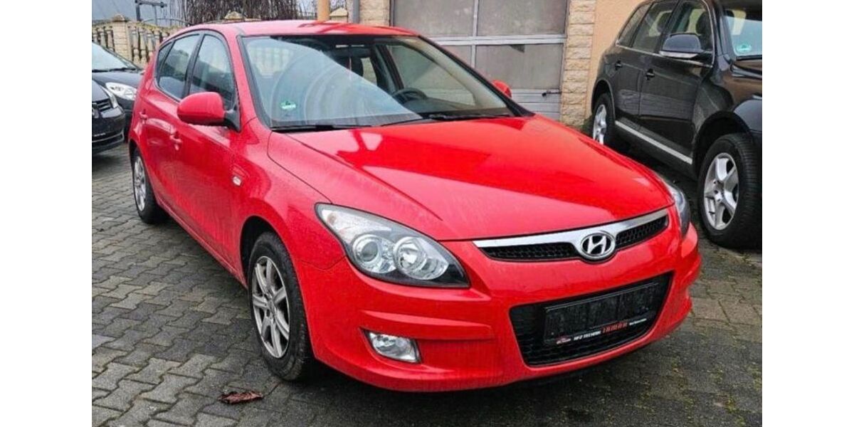 Hyundai i30 165.000 km 2.950 &euro; Wiesbaden 65203