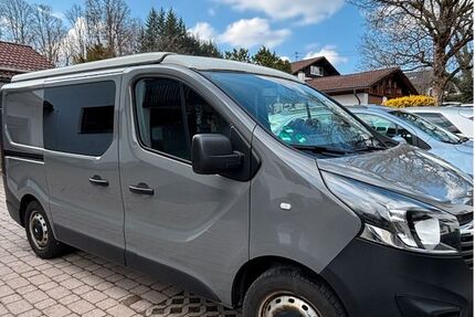 Opel Vivaro 137.000 km 18.900 &euro; Murnau 82418