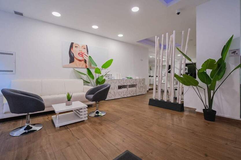!!! 1A-Lage!!! Top-Gewerbeeinheit im Herzen Nürnbergs - ideal für Praxis, Gesundheitsdienstleister oder Showroom !! zimmer