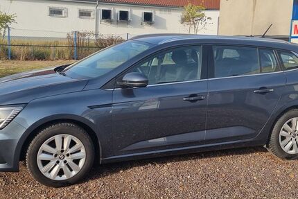 Renault Megane 91.600 km 12.399 &euro; Halle / Saale 06112