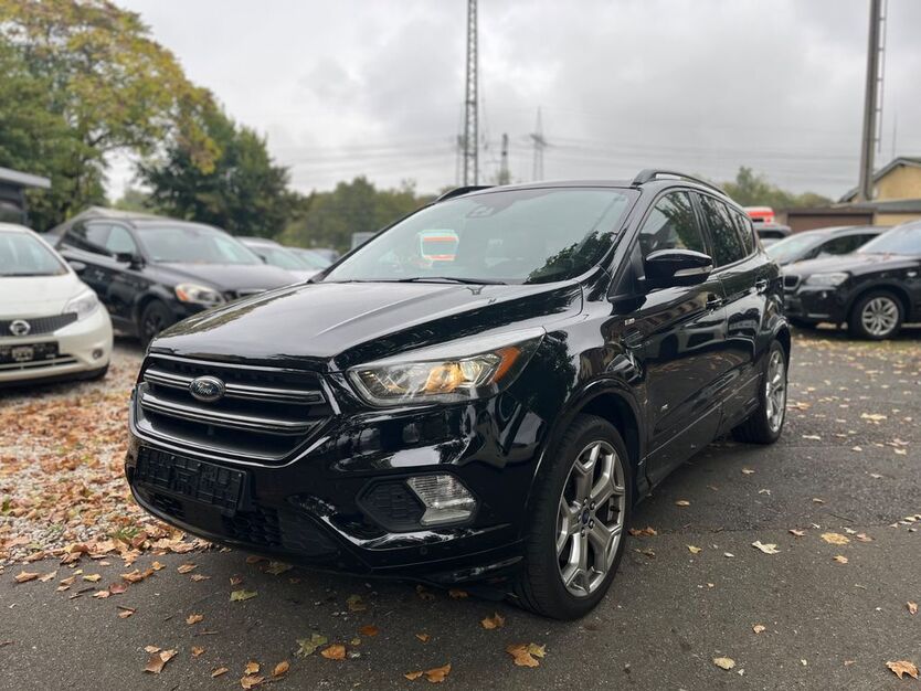 Ford Kuga 52.000 km 14.699 € Wiesbaden 65203
