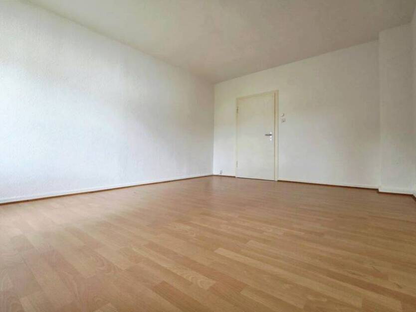 Frohnhausen: Schöne, ruhige 2,5-Zimmer-Wohnung mit EBK sucht neue Mieter
