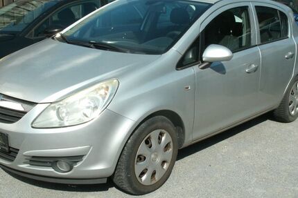 Opel Corsa 123.168 km 799 &euro; Viersen 41747