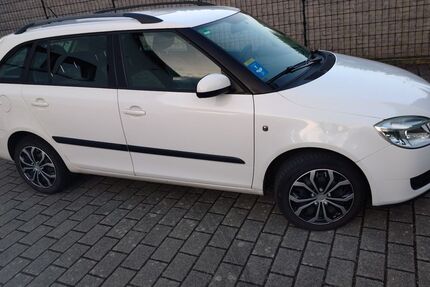 Skoda Fabia 139.700 km 1.950 &euro; Gladenbach 35075
