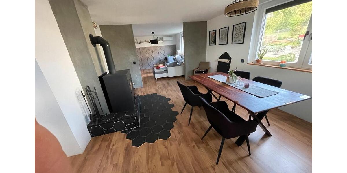 Einfamilienhaus Schmalkalden - 9 Zimmer, 170 m&sup2;, 350.000&euro; | Angebot:25452997