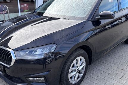 Skoda Fabia 4.477 km 16.990 &euro; Tessin 18195