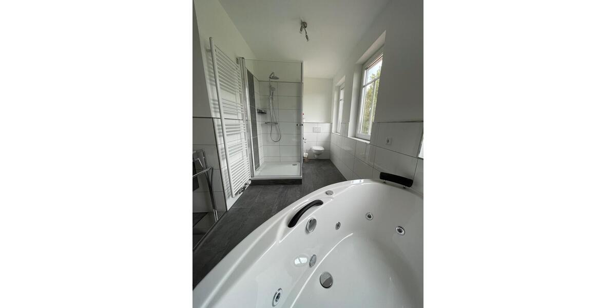 Etagenwohnung Lemwerder - 2 Zimmer, 82 m&sup2;, 790&euro; | Angebot:26619807