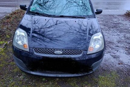 Ford Fiesta 209.816 km 900 &euro; Oberderdingen 75038