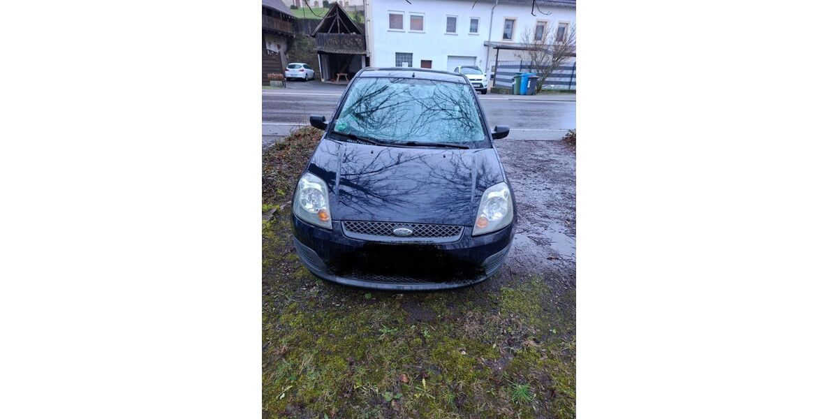 Ford Fiesta 209.816 km 900 &euro; Oberderdingen 75038