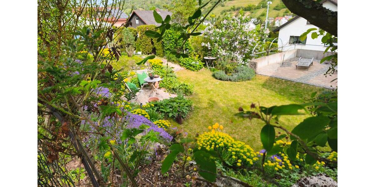 Mehrfamilienhaus, Wohnhaus Lauda-Königshofen Königshofen - 8 Zimmer, 225 m&sup2;, 525.000&euro; | Angebot:26465007