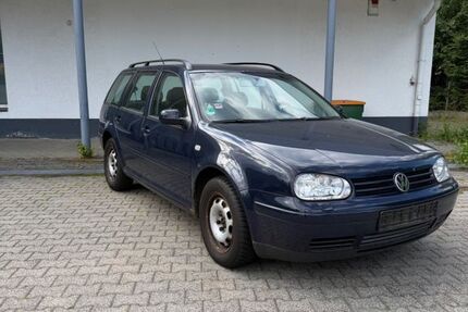 VW Golf 322.000 km 1.500 &euro; Dresden 01109