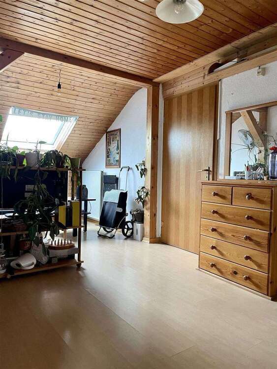 Wohnung zum Kaufen in Stuttgart 295.000 € 88 m²