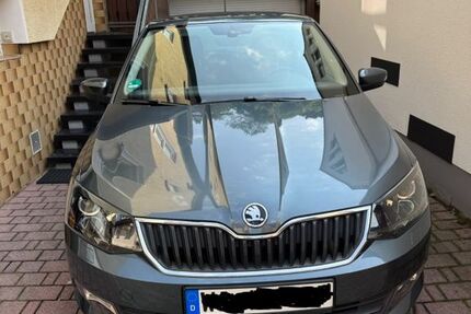 Skoda Fabia 59.600 km 9.990 &euro; Wiesbaden 65201