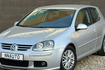 VW Golf 210.000 km 2.499 &euro; Langerwehe 52379