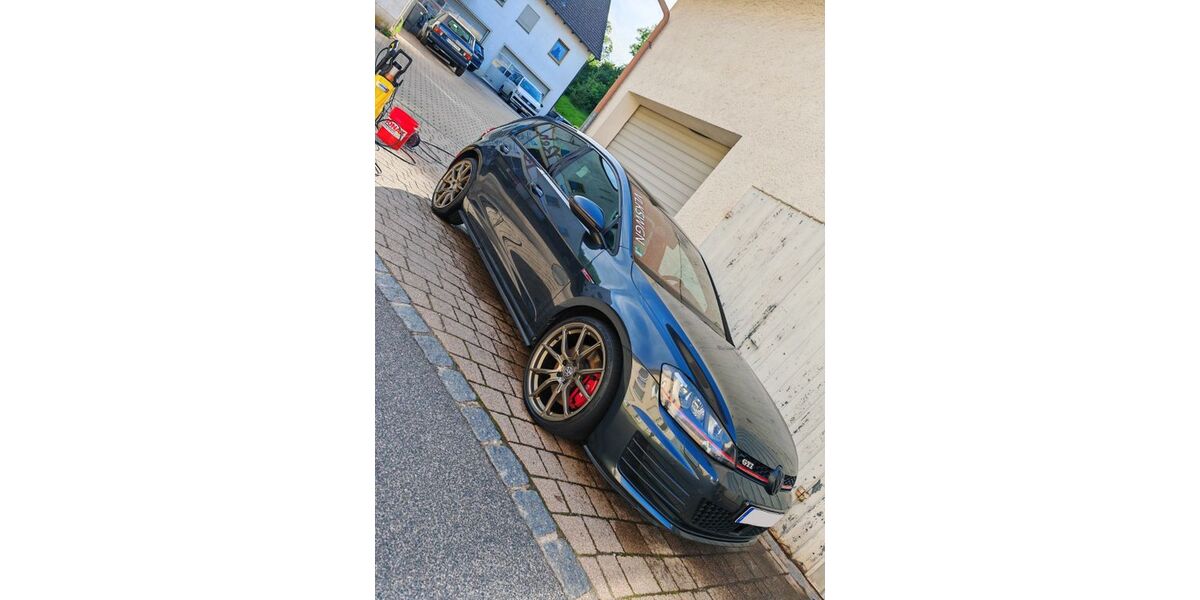 VW Golf 141.643 km 16.999 &euro; Ebern 96106