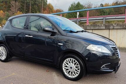 Lancia Ypsilon 183.000 km 4.900 &euro; Überherrn 66802
