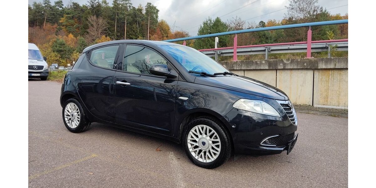 Lancia Ypsilon 183.000 km 4.900 &euro; Überherrn 66802