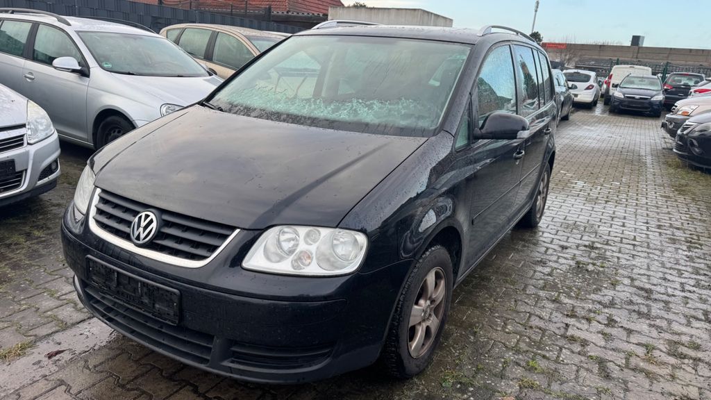 VW Touran 212.000 km 1.450 &euro; Nordhorn 48529