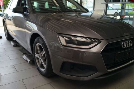 Audi A4 172.895 km 15.700 &euro; Mainburg 84048
