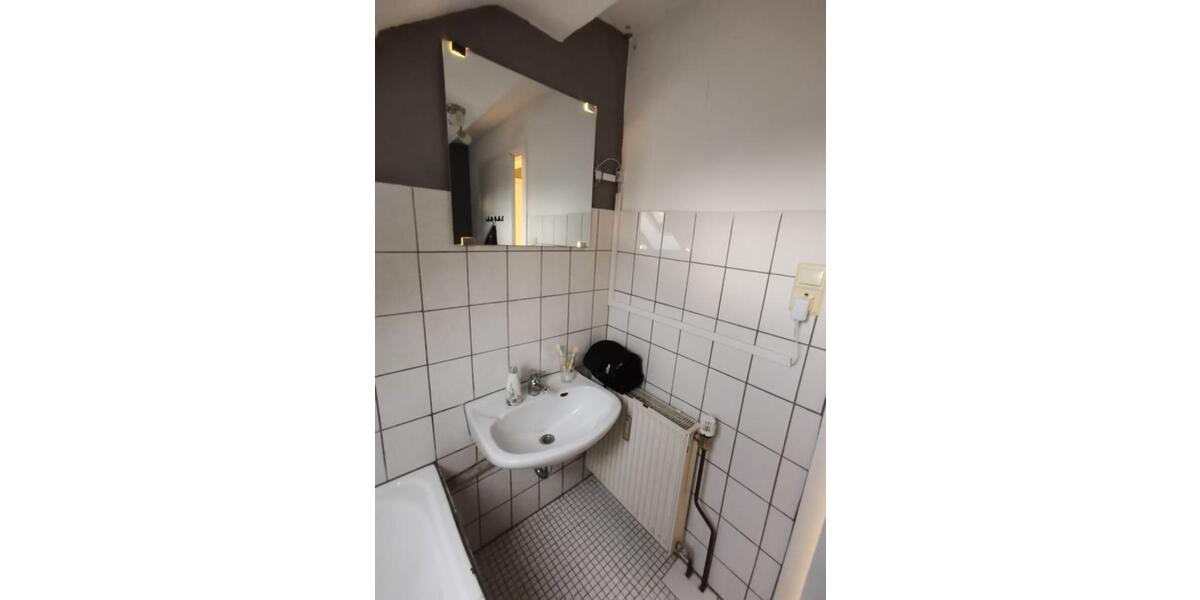 Mehrfamilienhaus, Wohnhaus Krefeld Cracau - 475.000&euro; | Angebot:25057952