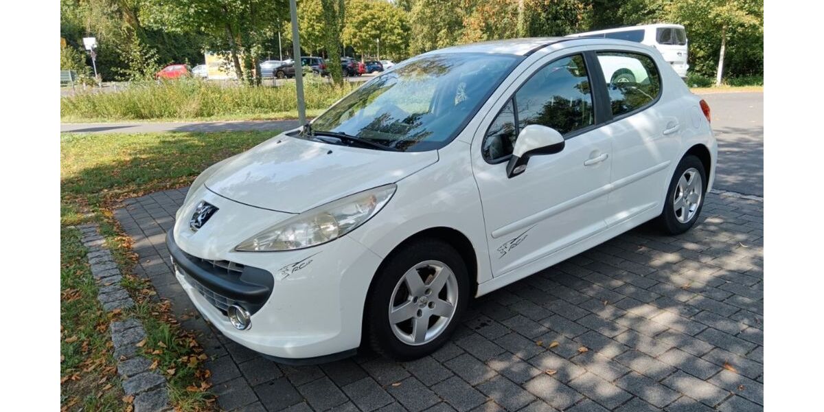 Peugeot 207 186.000 km 3.300 &euro; Hanau 63452
