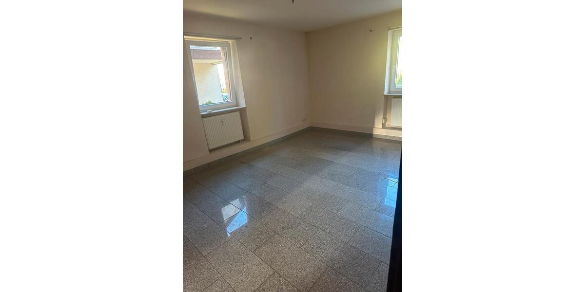 Erdgeschoßwohnung Weilbach - 1 Zimmer, 70 m&sup2;, 600&euro; | Angebot:26400714