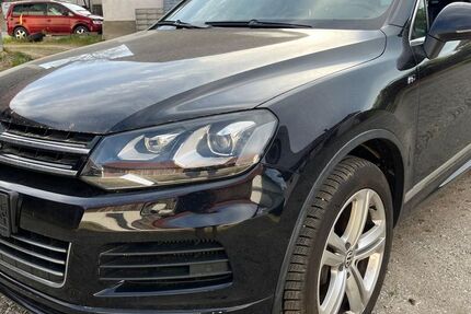 VW Touareg 272.000 km 9.999 &euro; triftern 84371