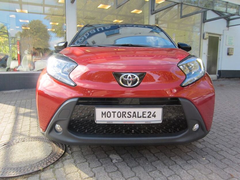 Toyota Aygo (X) 11.500 km 16.390 € Hamburg 22359