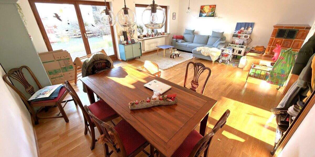 Saniertes Reihenmittelhaus mit eigenem Garten in ruhiger, dennoch zentraler Wohnlage! 3 zimmer