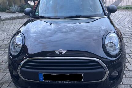 Mini ONE 118.500 km 8.900 &euro; Reisbach 94419