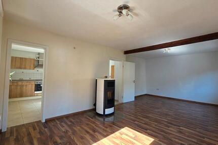 Haus Wetzlar Naunheim - 6 Zimmer, 160 m&sup2;, 1.500&euro; | Angebot:27667738