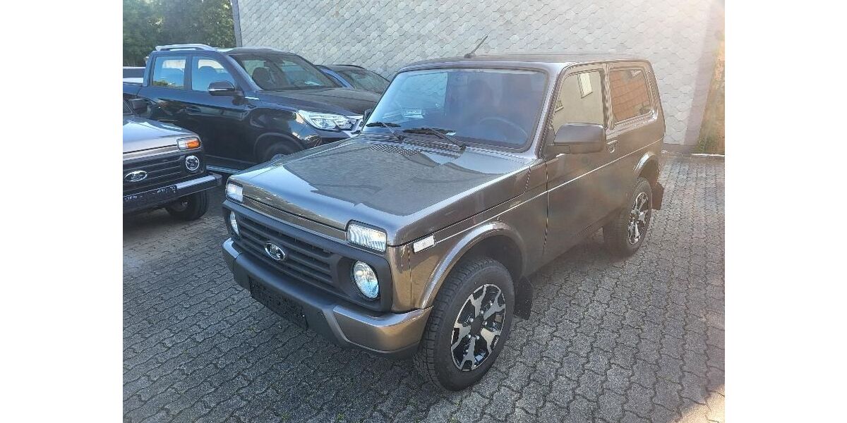 Lada Niva 12.600 km 21.745 &euro; Halberstadt 38820