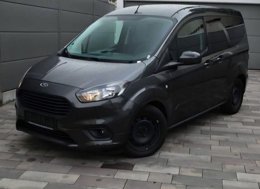 Ford Tourneo Courier 110.000 km 8.399 € Wiesbaden 65197