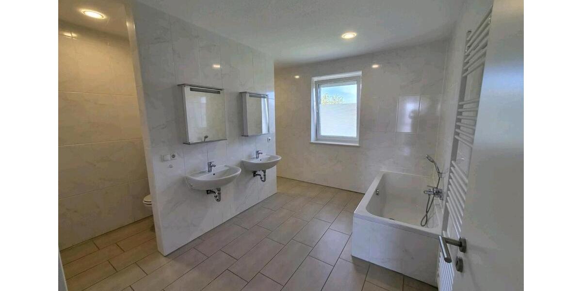 Doppelhaushälfte Goldenstedt - 4 Zimmer, 130 m&sup2;, 395.000&euro; | Angebot:26357475