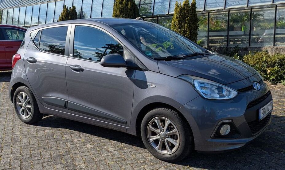 i10