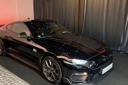 Ford Mustang 50.900 km 48.900 &euro; Schapen 48480