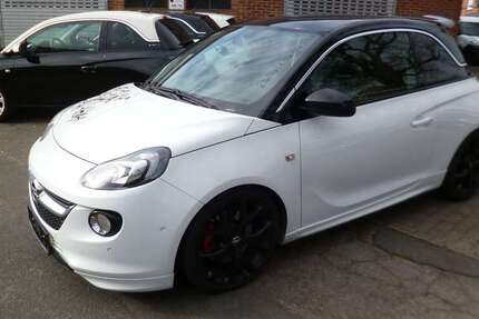 Opel Adam 78.000 km 11.900 &euro; Edemissen / Abbensen 31234