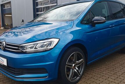 VW Touran 107.000 km 23.680 &euro; Crailsheim 74564