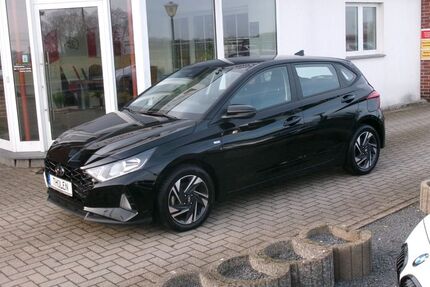 Hyundai i20 27.420 km 17.290 &euro; Heinsberg 52525