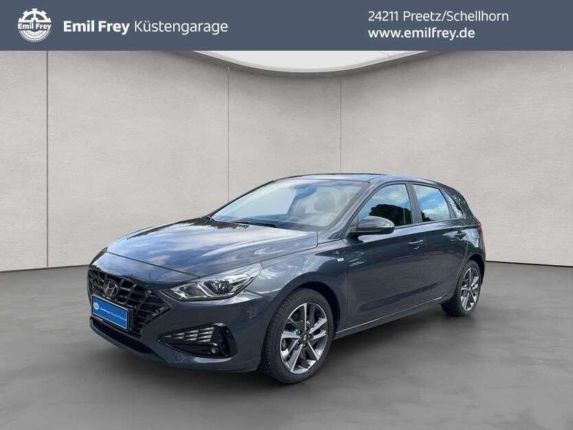 i30