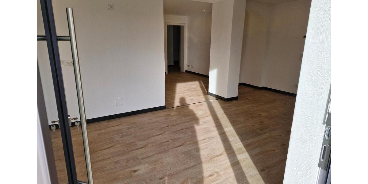 Etagenwohnung Alsfeld - 5 Zimmer, 108 m&sup2;, 1.350&euro; | Angebot:23428258