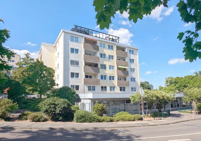 Büro in Köln 5.560 € 644 m²