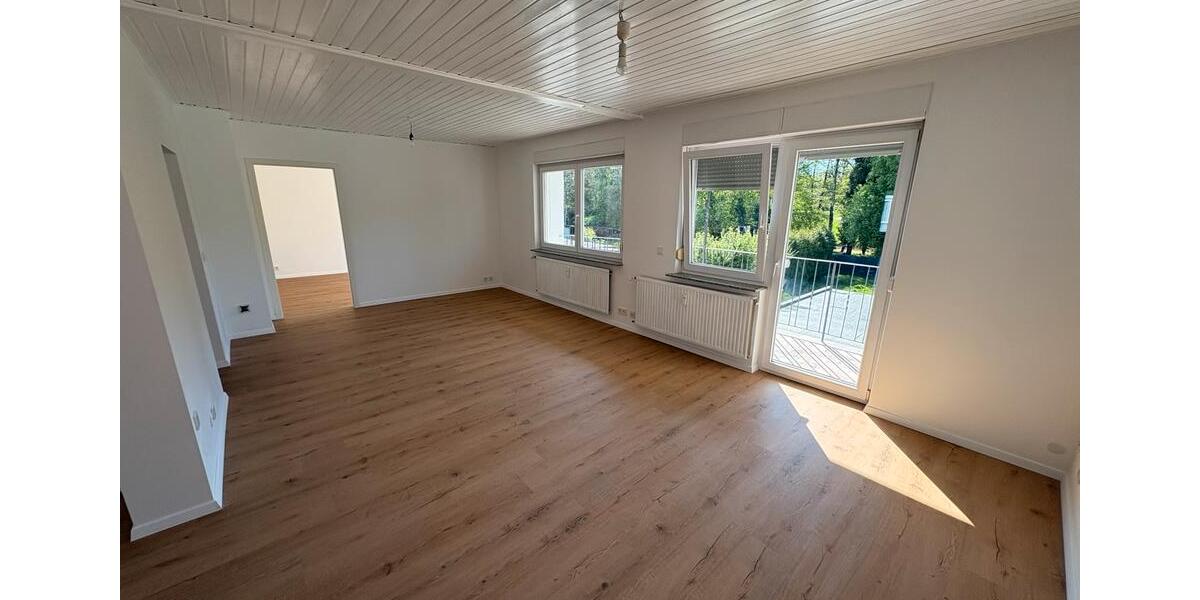 Etagenwohnung Saarlouis - 2 Zimmer, 95 m&sup2;, 900&euro; | Angebot:26393223