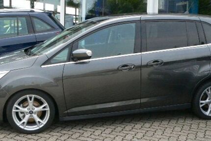 Ford Grand C-Max 98.000 km 9.200 &euro; Hattingen 45525