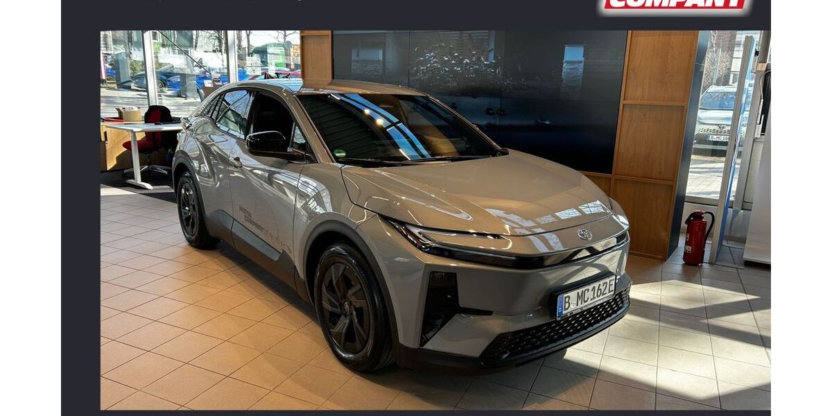 Toyota C-HR 1.001 km 45.990 &euro; Berlin 13403