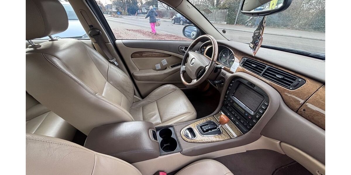 Jaguar S-Type 241.000 km 1.700 &euro; Garching bei München 85748