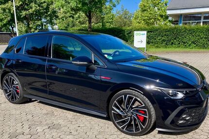 VW Golf 43.000 km 28.950 &euro; Kastl 84556