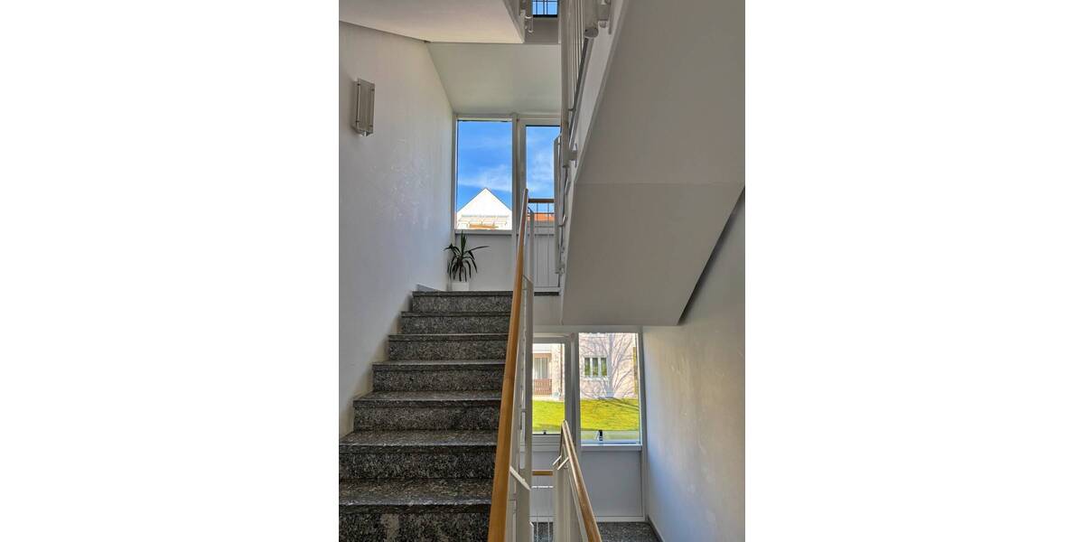 Etagenwohnung Bischofswerda - 3 Zimmer, 72 m&sup2;, 94.000&euro; | Angebot:26117724